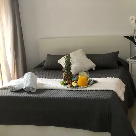 Livia Apartment *